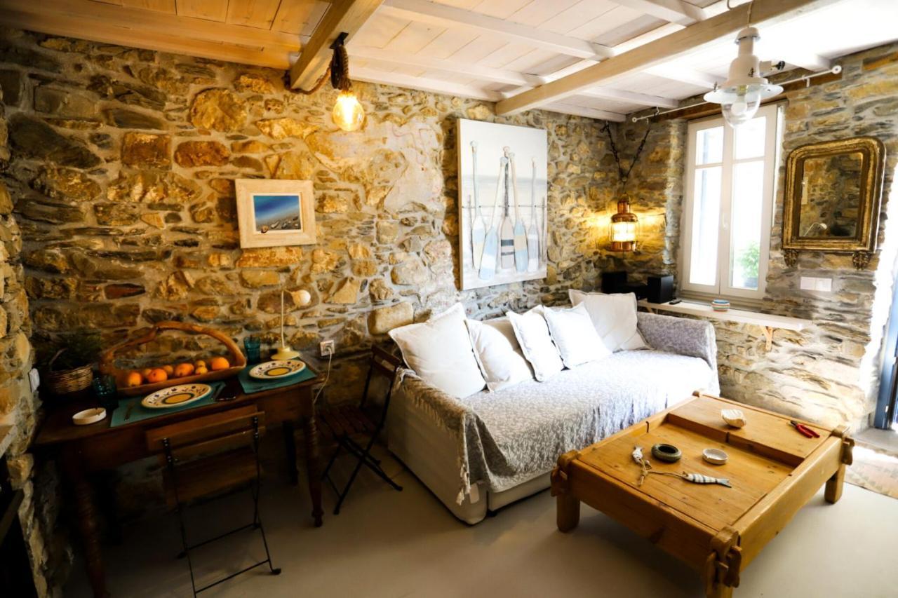 Villea Seaview Apartments Skopelos Town Exterior foto